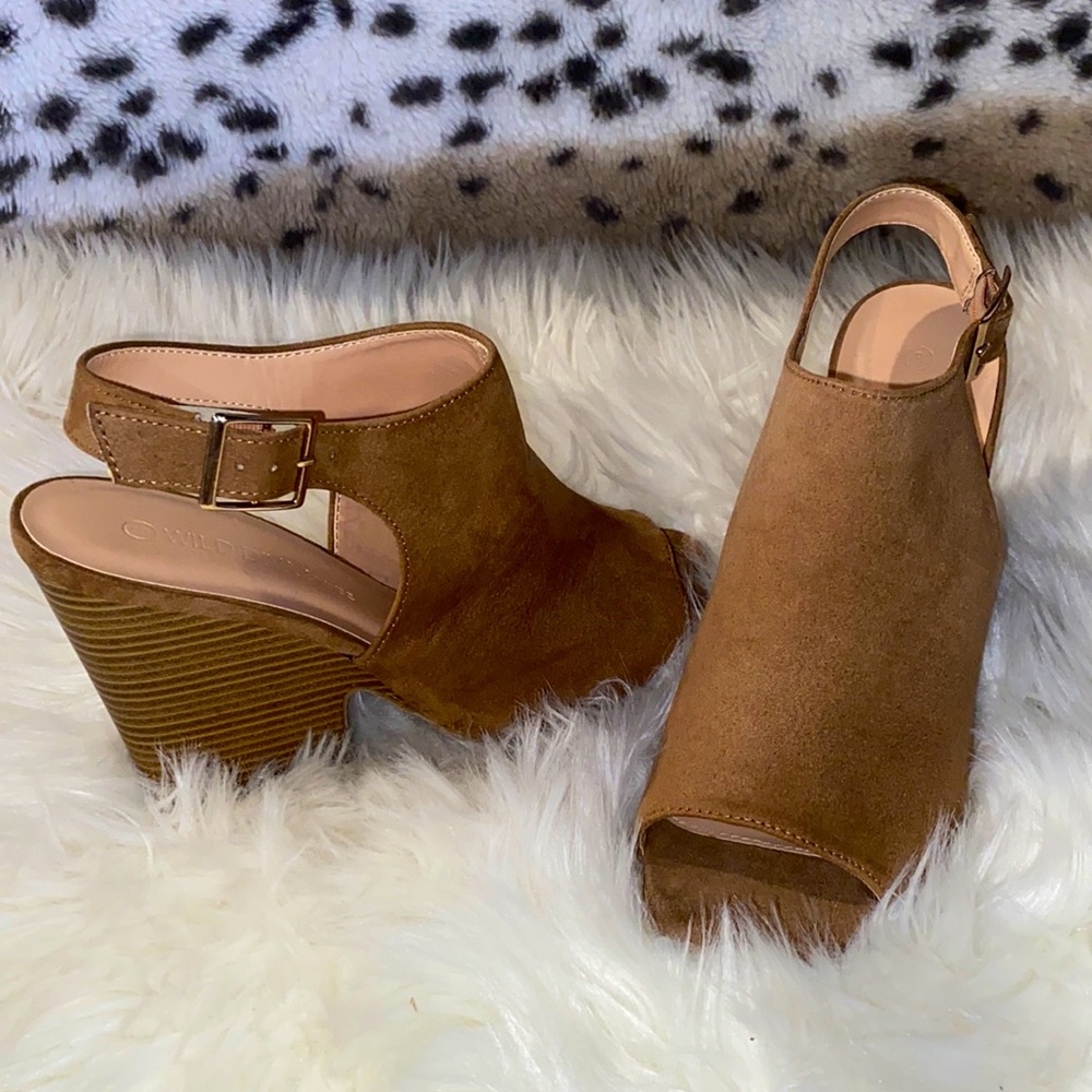 Tan heels